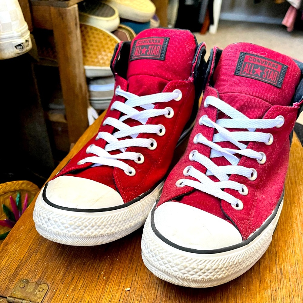 Converse mids men’s size 10